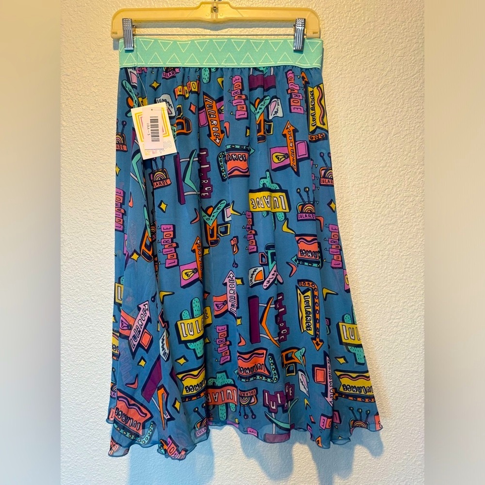 BNWT Lularoe Lola swing skirt small a line lined elastic waist